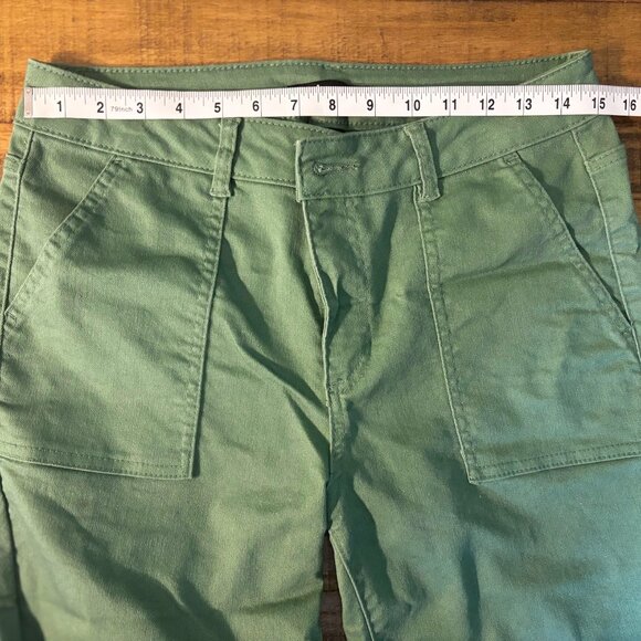 D. Jeans Olive Green High-Waisted Utility Pants – Size 8 - Picture 8 of 8